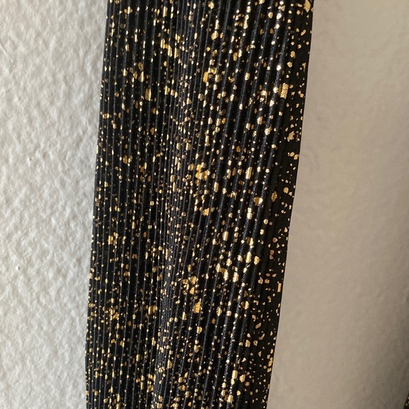 ASOS Black and Gold Long Sleeve Dress - Picture 6 of 6